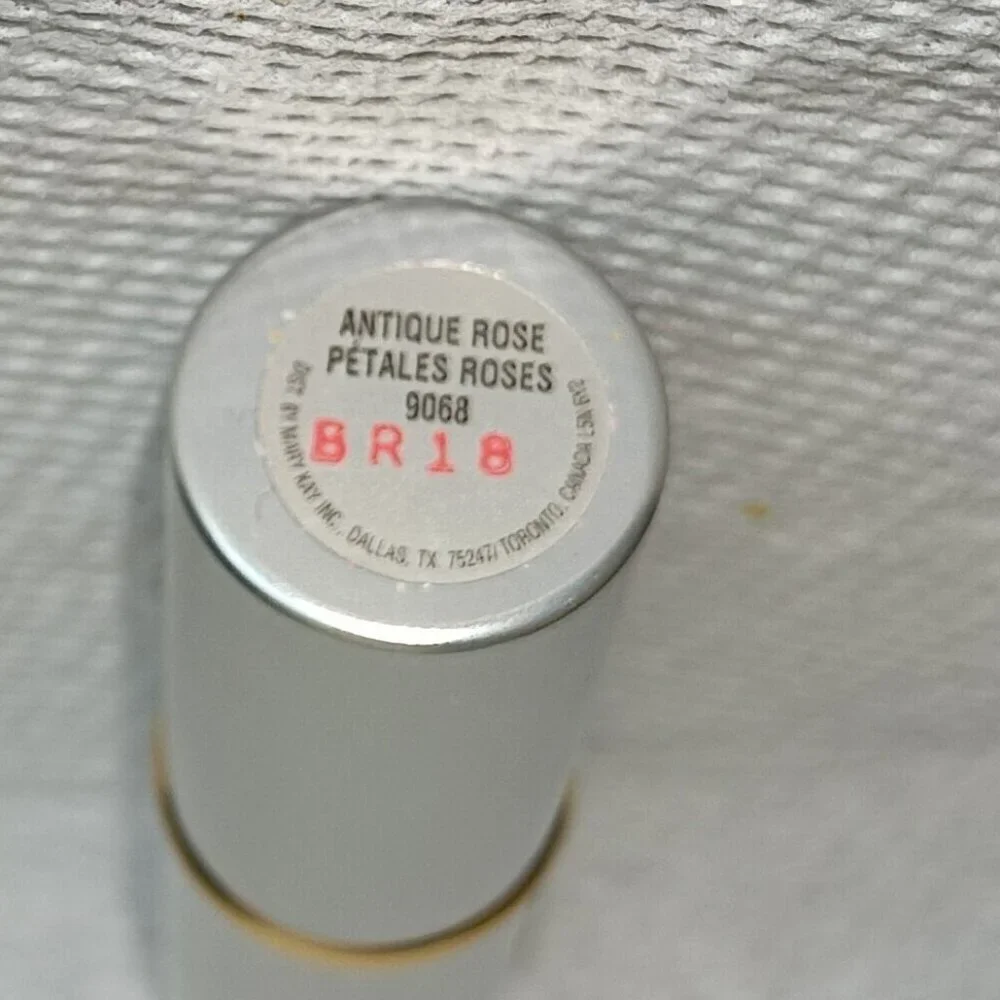 2 New Mary Kay Antique Rose Signature Lipsticks - Picture 3 of 4